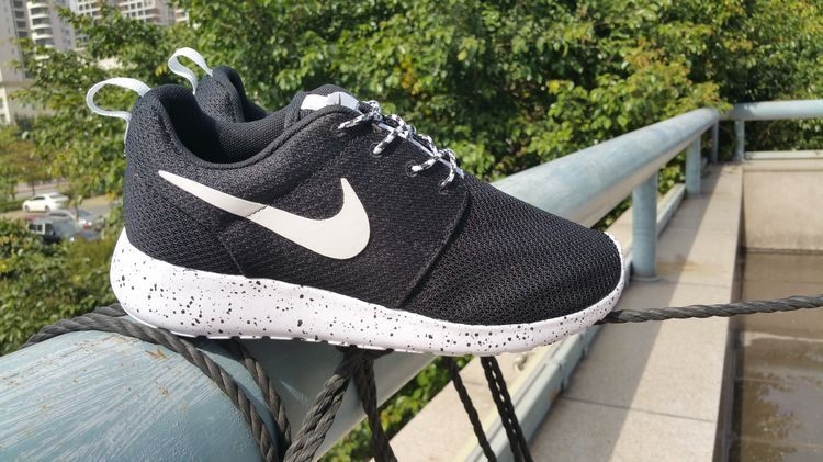 Nike Roshe Run ID  Black/White Черно белые