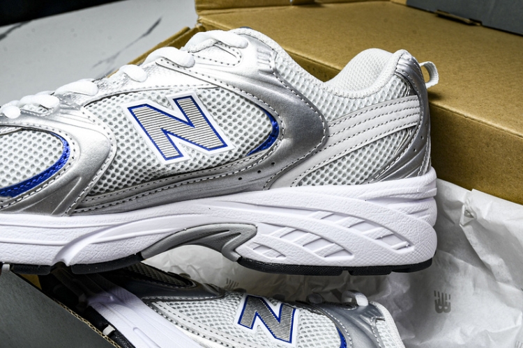  New Balance 530 MR530BS 