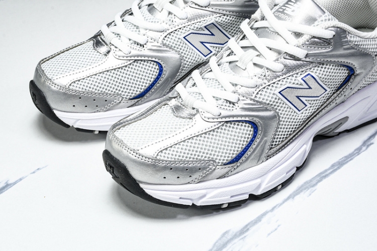  New Balance 530 MR530BS 