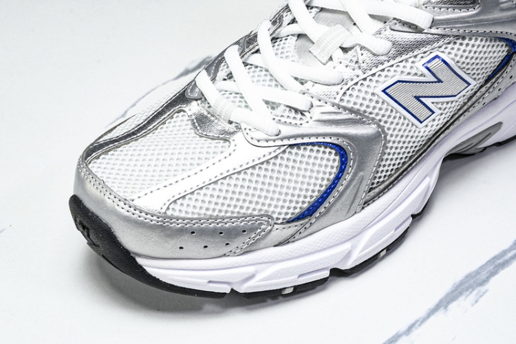  New Balance 530 MR530BS 