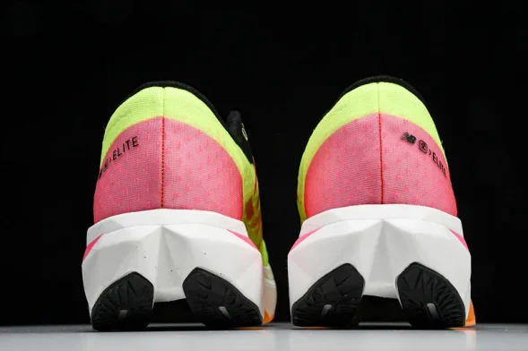 New Balance FuelCell Rebel V4 MFCELLN4 