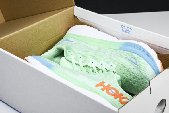 Hoka Clifton 9 1132210 ZLGL 