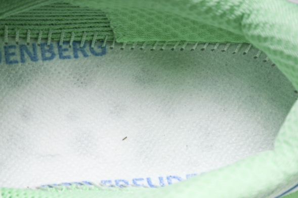 Hoka Clifton 9 1132210 ZLGL 