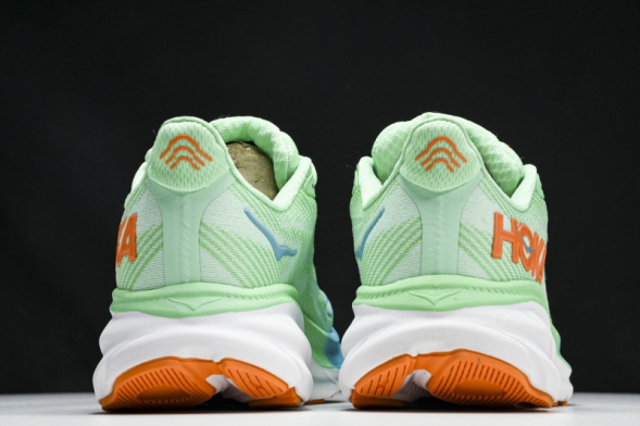 Hoka Clifton 9 1132210 ZLGL 