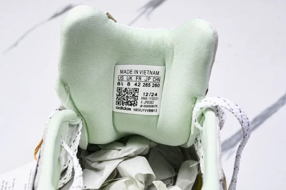 Adidas Lightblaze JP8363 