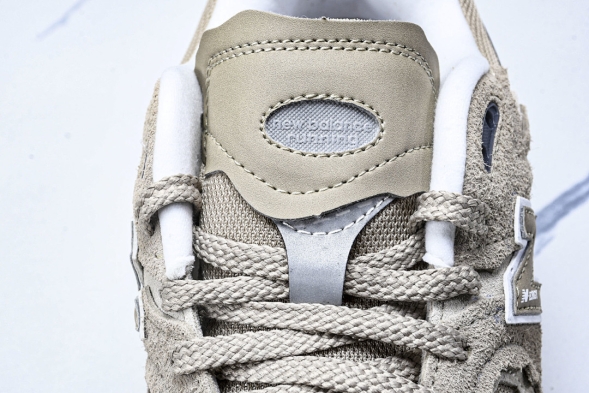 New Balance 2002R M2002RDL 