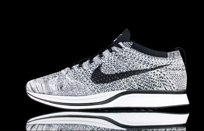 Nike Flyknit Racer  