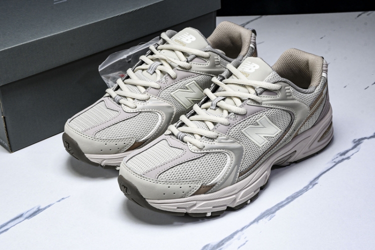  New Balance 530 MR530KOB