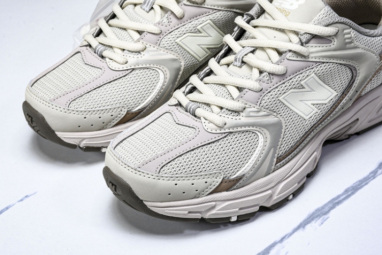  New Balance 530 MR530KOB