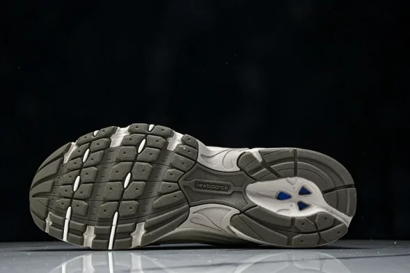 New Balance 530 MR530KOB 