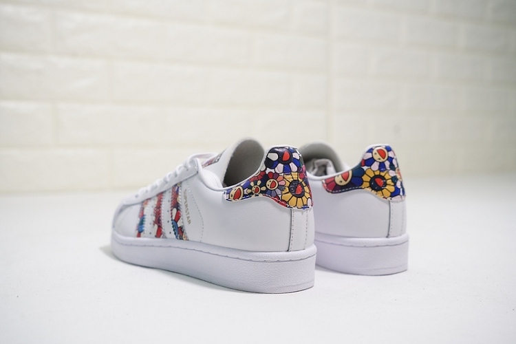 Takashi Murakami x Adidas Originals Superstar II LOGO”S79159