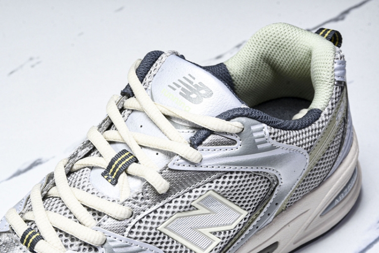  New Balance 530 Y2K MR530KMW