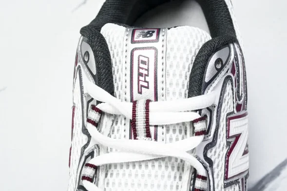 New Balance 740 U740RD2 