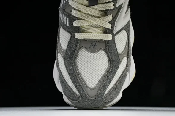 New Balance 9060 U9060YGA 