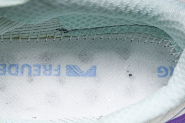 Hoka Clifton 9 1127896 SOLM 