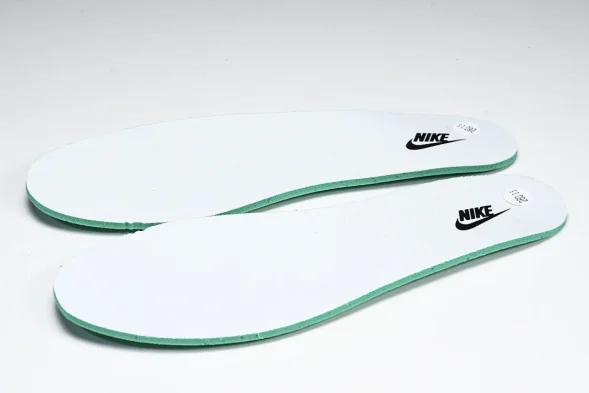 Nike Motiva DV1237-102 