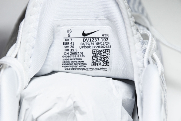 Nike Motiva DV1237-102 