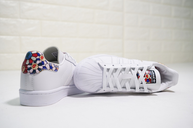 Takashi Murakami x Adidas Originals Superstar II S79157 