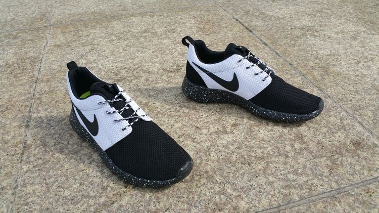 Nike Roshe Run ID  Black/White Черно белые