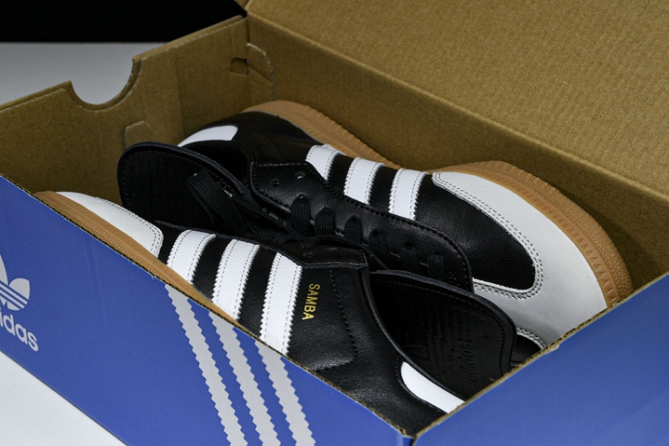 Adidas Samba “Black White” IG2010