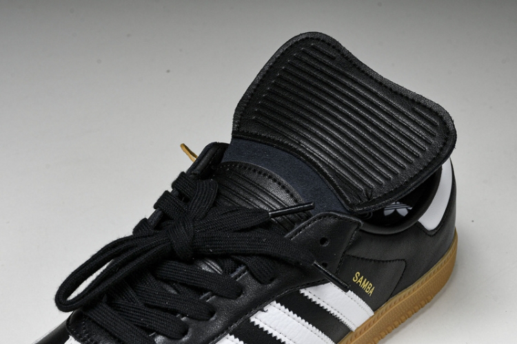 Adidas Samba “Black White” IG2010