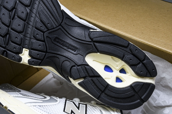 New Balance 530 MR530TA 