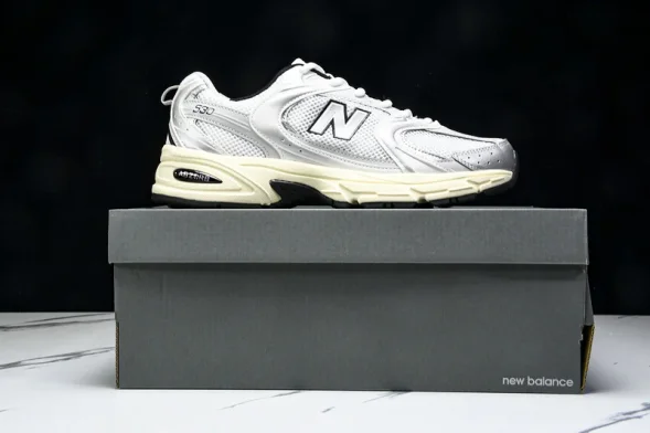 New Balance 530 MR530TA 