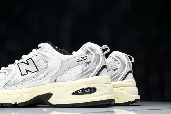New Balance 530 MR530TA 
