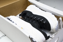 Hoka Tor Summit 1157070 SWW