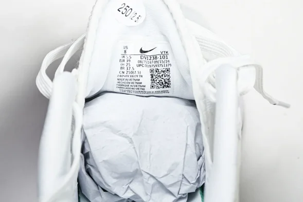 Nike Motiva DV1238-101 