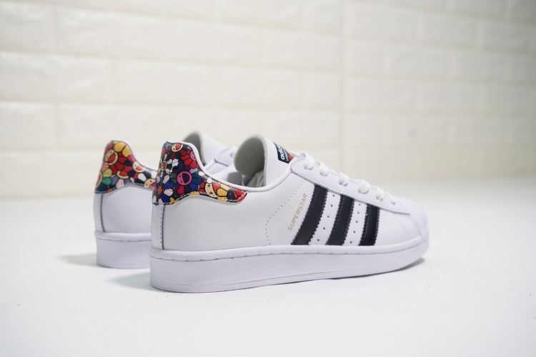 Takashi Murakami x Adidas Originals Superstar II S79158