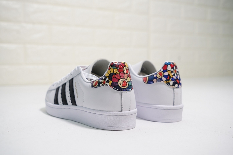 Takashi Murakami x Adidas Originals Superstar II S79158