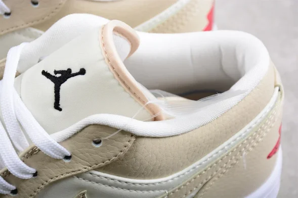 Nike Air Jordan 1 low FB7168-121 