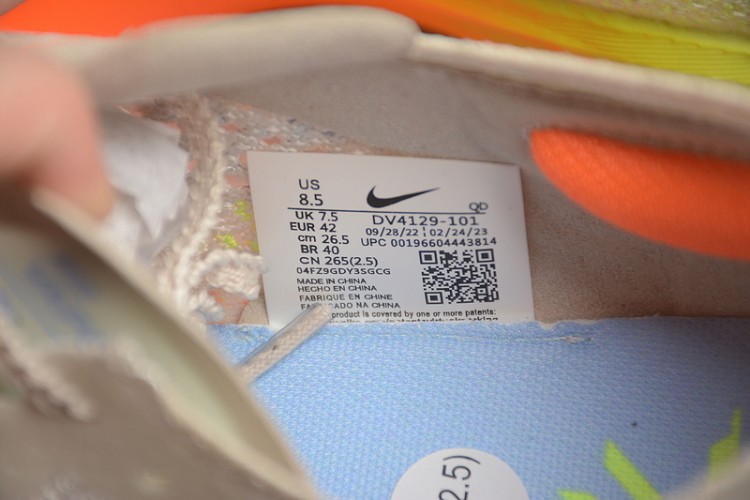 Nike ZoomX Vaporfly NEXT% 3 DV4129-101