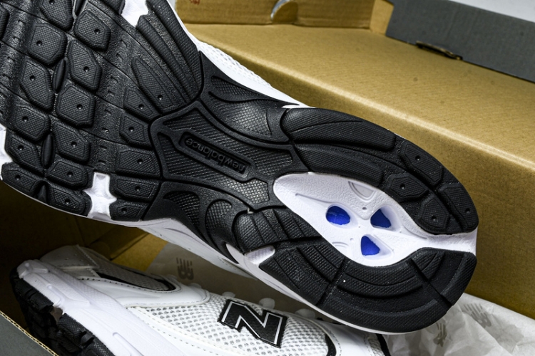  New Balance 530 M530EWB