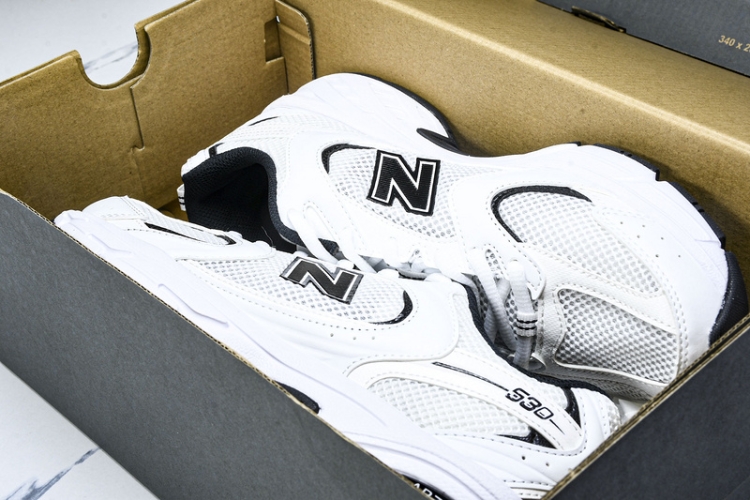  New Balance 530 M530EWB