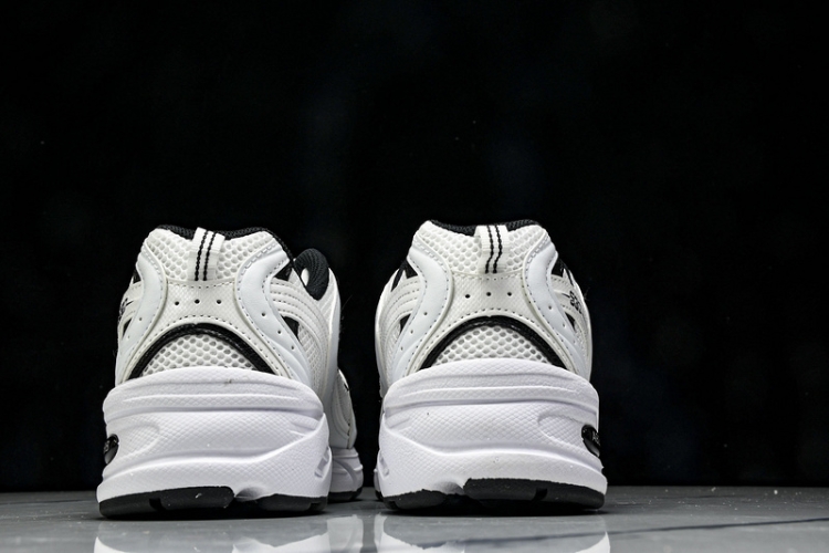  New Balance 530 M530EWB