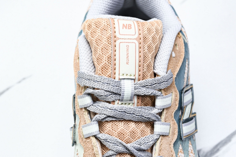  New Balance 1906 U1906WFB