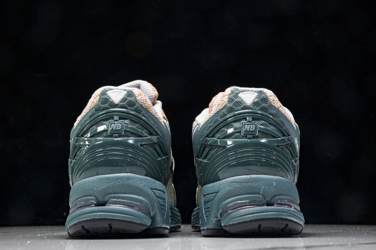  New Balance 1906 U1906WFB