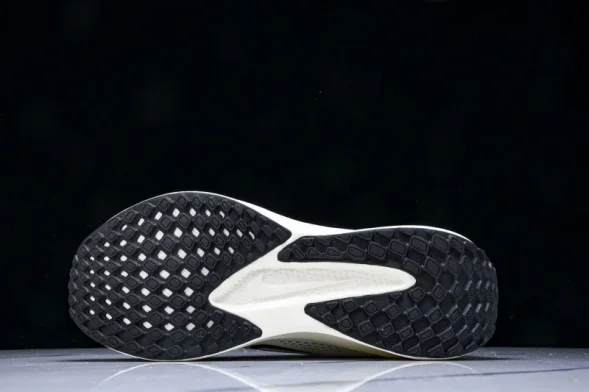 Nike Quest 6 FD6033-104 