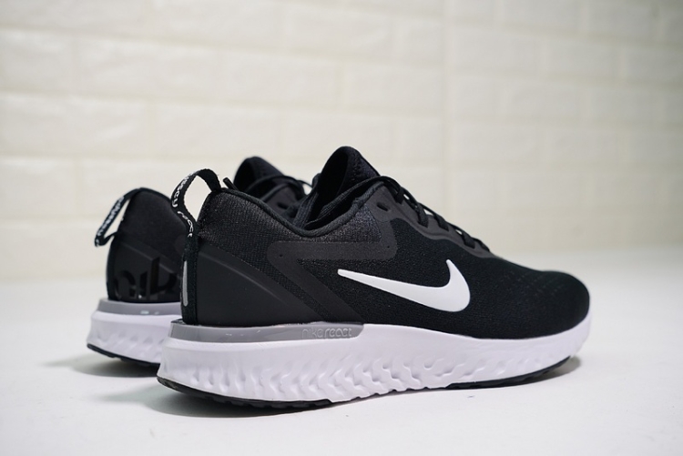 Nike Odyssey React AO9817-001