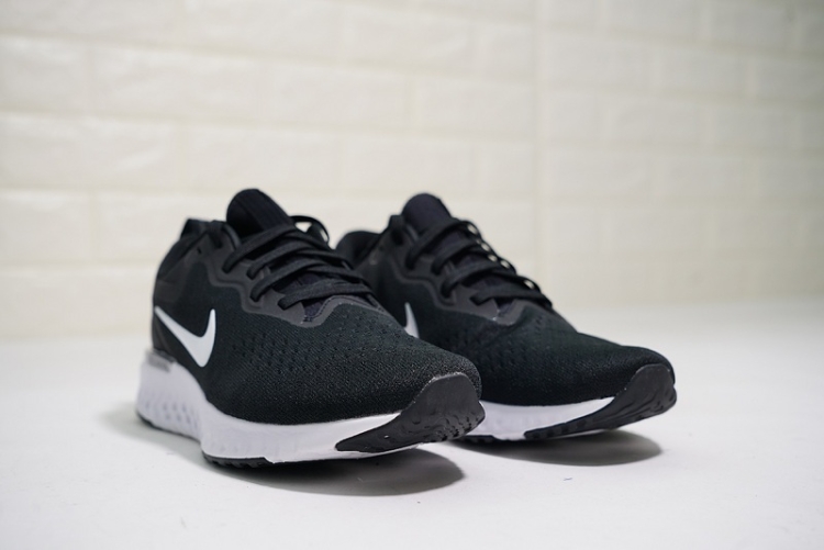 Nike Odyssey React AO9817-001