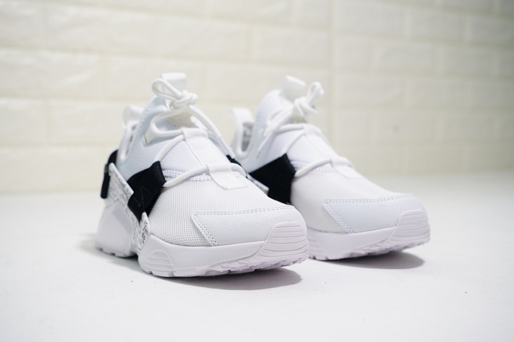 Nike Air Huarache City Low “Just do it ” 18ss