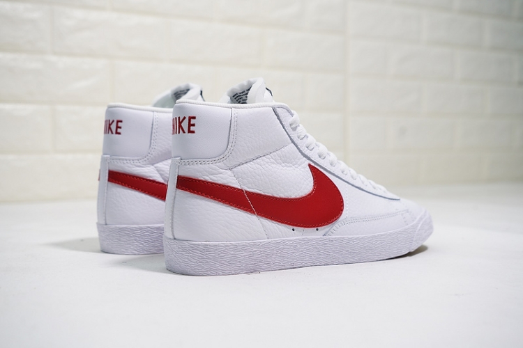 ​​Nike Blazer Mid Retro 845054-101