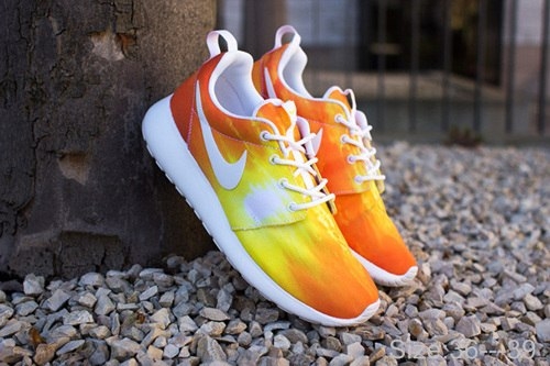 Nike Roshe Run женские размеры  купить