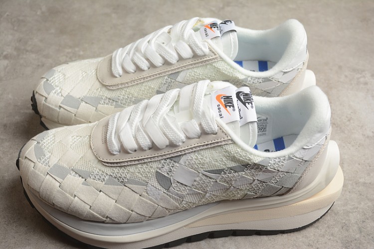 Sacai x Nike Woven "White" DR5209 100