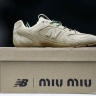  MiuMiu x New Balance 530 38165