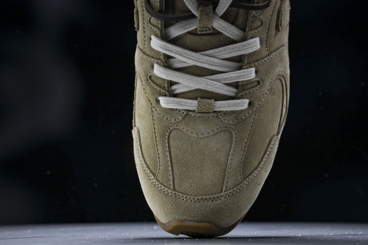  MiuMiu x New Balance 530 38165