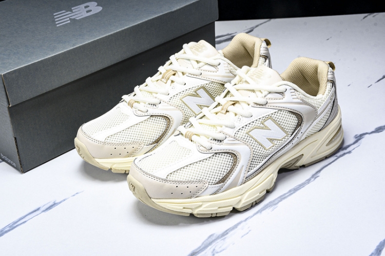  New Balance 530 MR530AA 