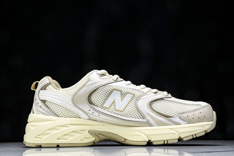 New Balance 530 MR530AA 